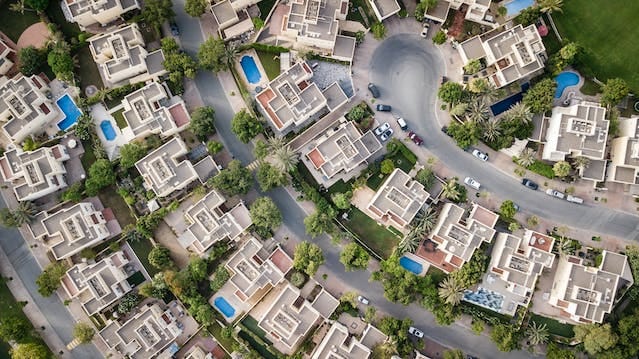 Tips for Finding the Right Property Developer When Buying Land