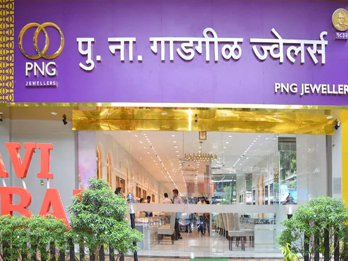 PN Gadgil Jewellers IPO: Listing on September 17 after 59 times subscription, may make huge profits; Shares running in the grey market – pn gadgil jewellers ipo listing on september 17 investors may see hefty profit check gmp