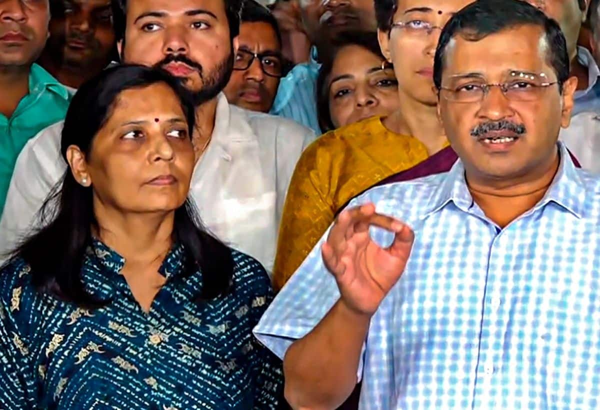 Will Sunita Kejriwal be the new CM of Delhi? BJP also made the same claim- Kejriwal wants to give the post to his wife – Sunita Kejriwal is the new CM of Delhi, BJP claims Arvind Kejriwal wants to give the post to his wife AAP