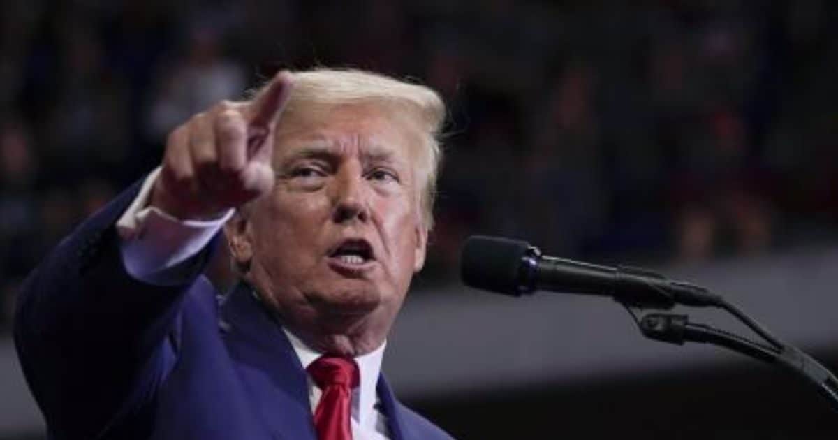 Donald Trump warns Iran: there will be bombing if nuclear agreement