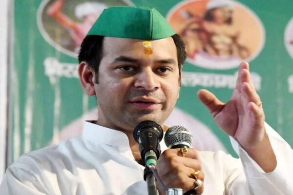 What did the Lalu family say when Tej Pratap was expelled from the party? Tejashwi to Rohini Acharya gave such a reaction – Tej Pratap was expected from RJD Tejashwi to Rohini Acharya Know What Did the Family Say