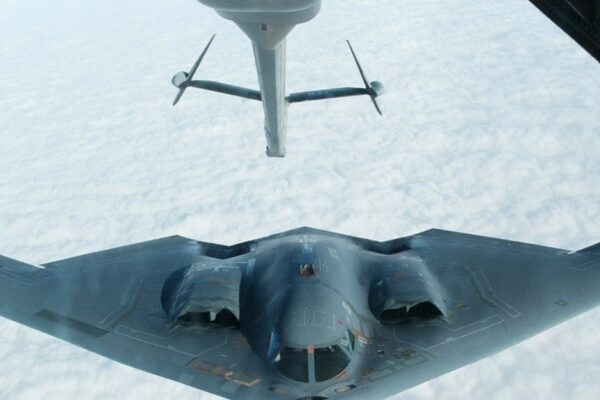 Four B-2 bomber departs from America, Donald Trump will erase Iran with a map! Dhukdhuki increased in middle East