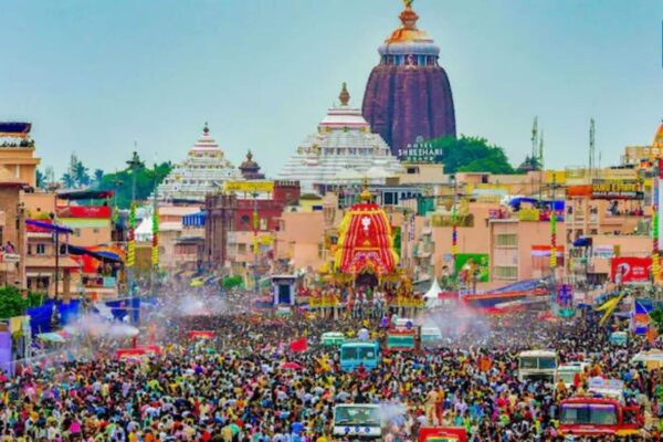 Puri Rath Yatra Stampede: A stampede near Sri Gundicha Temple; 3 killed, 50 injured – Puri Rath Yatra at Least Three Persons Were Killed Around 50 others Injured in a Stampede Near Shree Shree Gundicha Temple on Sunday Morning