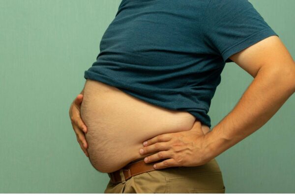 Health Tips: Stomach feels like a balloon after eating? Know the mistakes that are making trouble every night, will leave these habits from today – why stomach bloats after dinner know causes and stop these habits now