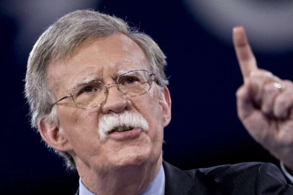 Trump’s Nobel Dream? Tariff on India, kind to Pakistan, backdoor chat from Russia, Ex US diplomat opened