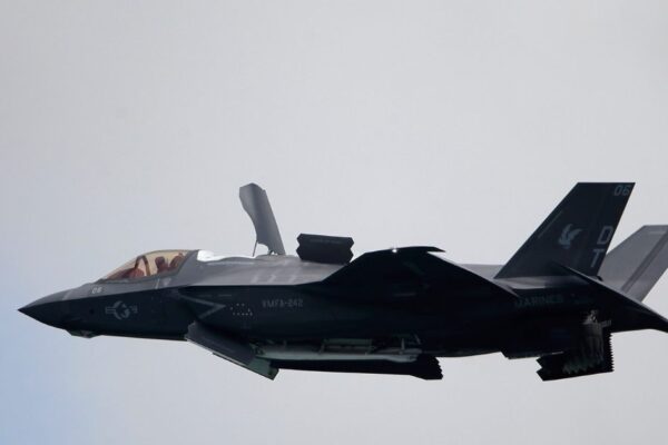 Stuck for 37 days in Kerala, crash in California … India’s bluntly- we don’t want F-35; Trust on Jigri Yaar! – India Not Purchase 5th Generation F35 Fighter Jet Clear Message to Donald Trump America Russia Su57 Defense Deal Likely